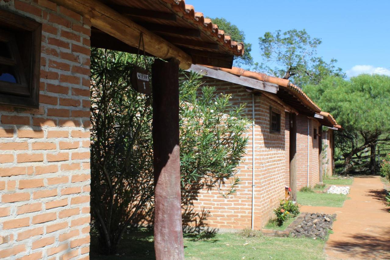 Pousada Mirante Bueno Brandão Exterior foto